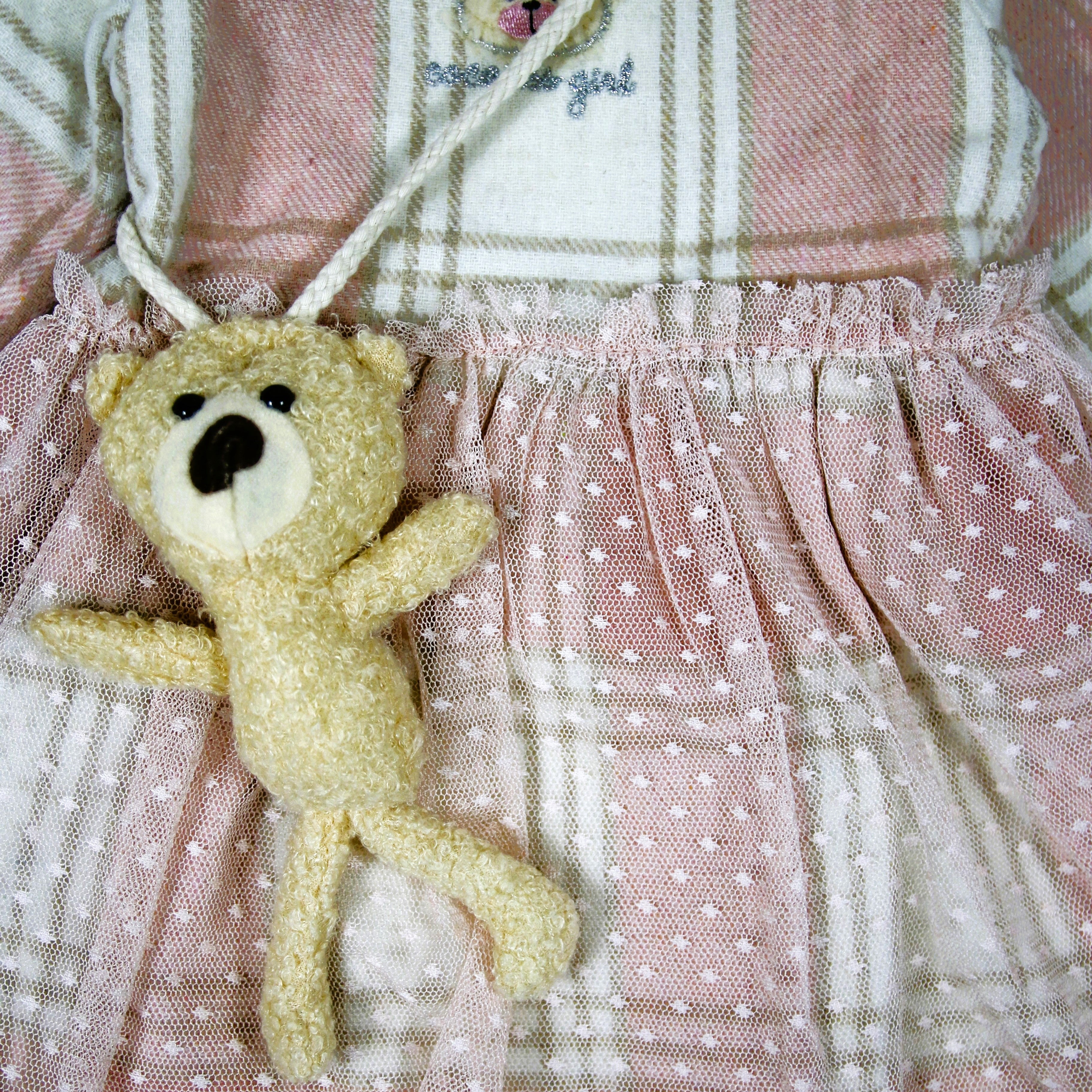 Tüll & Häkelkragen Kleid