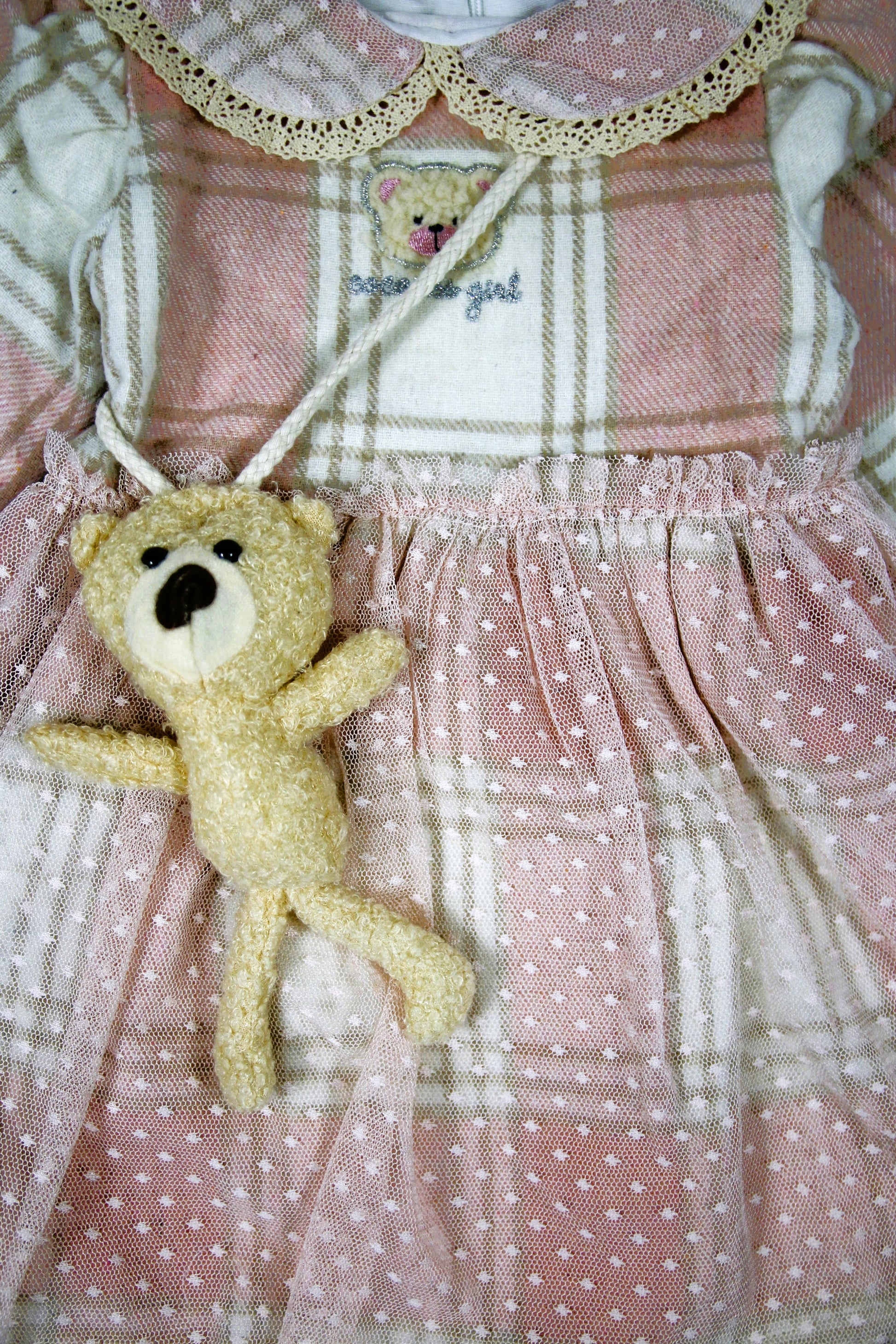 Tüll & Häkelkragen Kleid