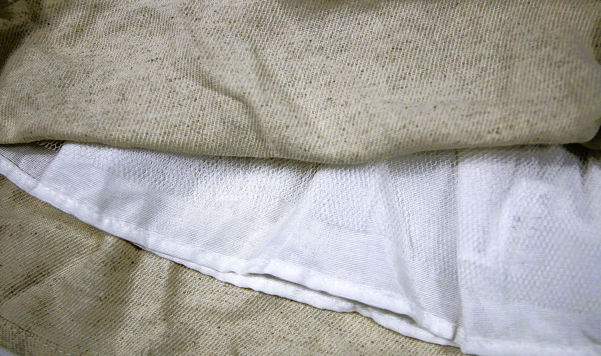 Vlera Mädchen Kleid Leinen mit gesticktem Kragen Beige