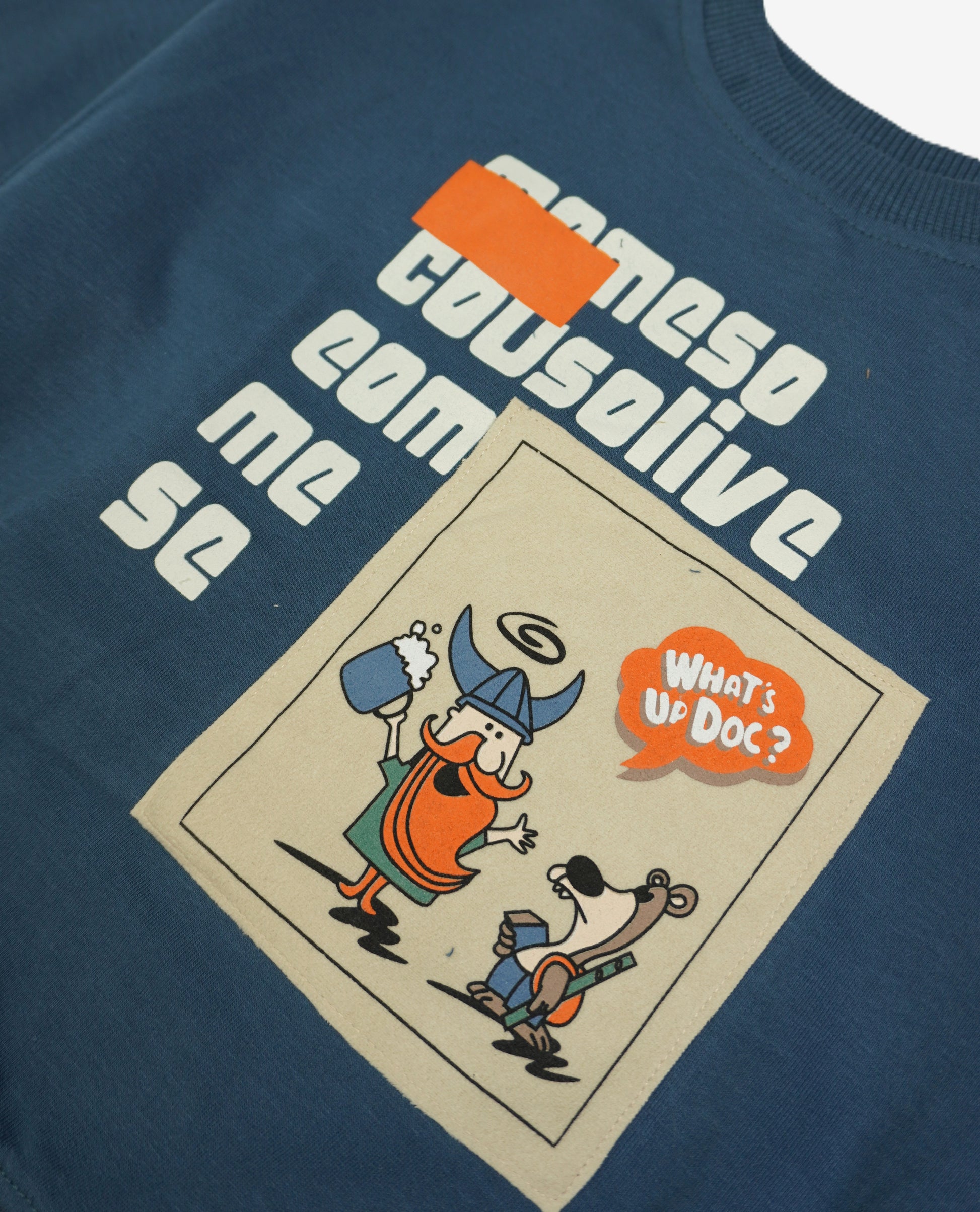 Kinder Sweatshirt Petrolblau "What's Up Doc?" Cartoon-Print