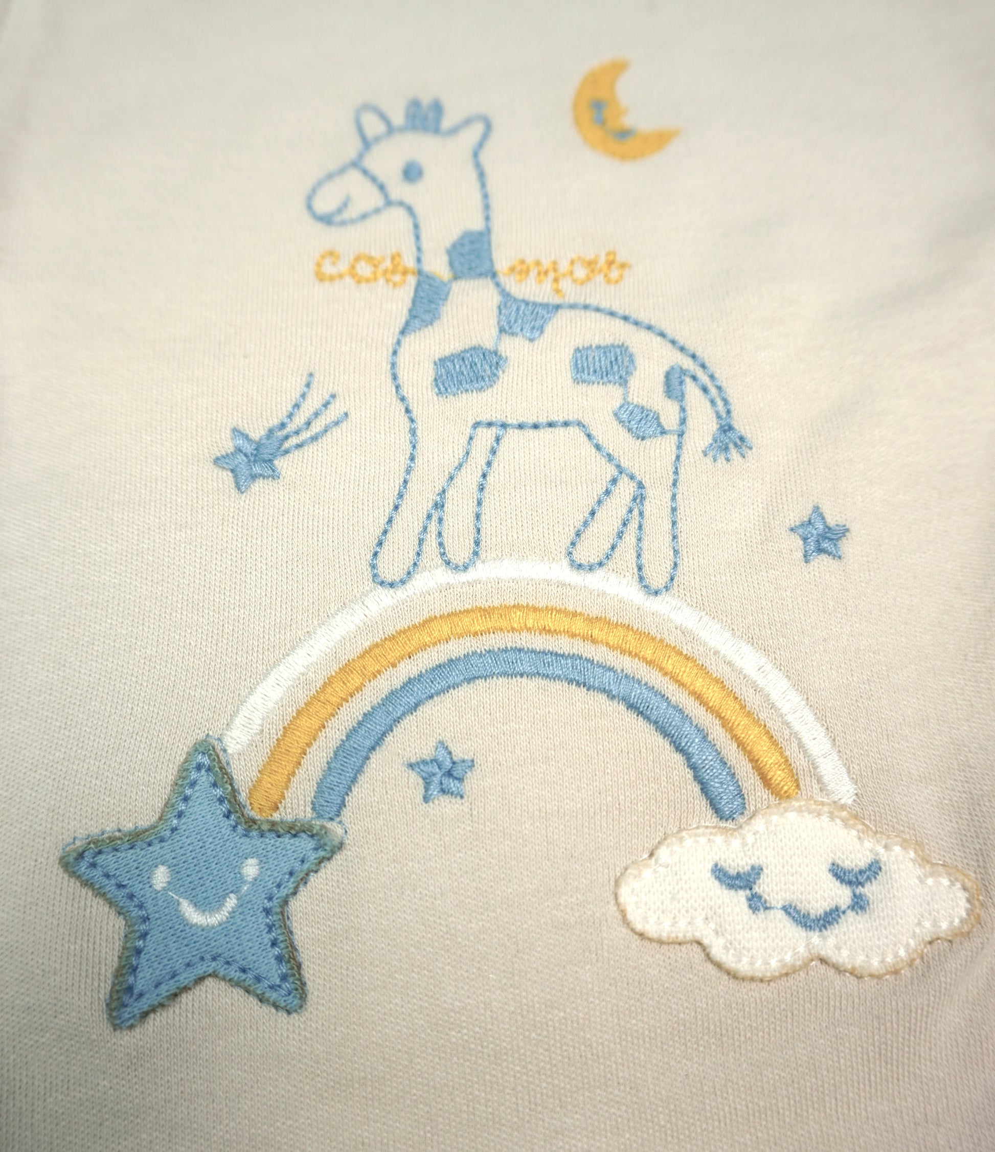 Neugeborenen-Set 3-teilig «Giraffe & Regenbogen» – Creme/Blau