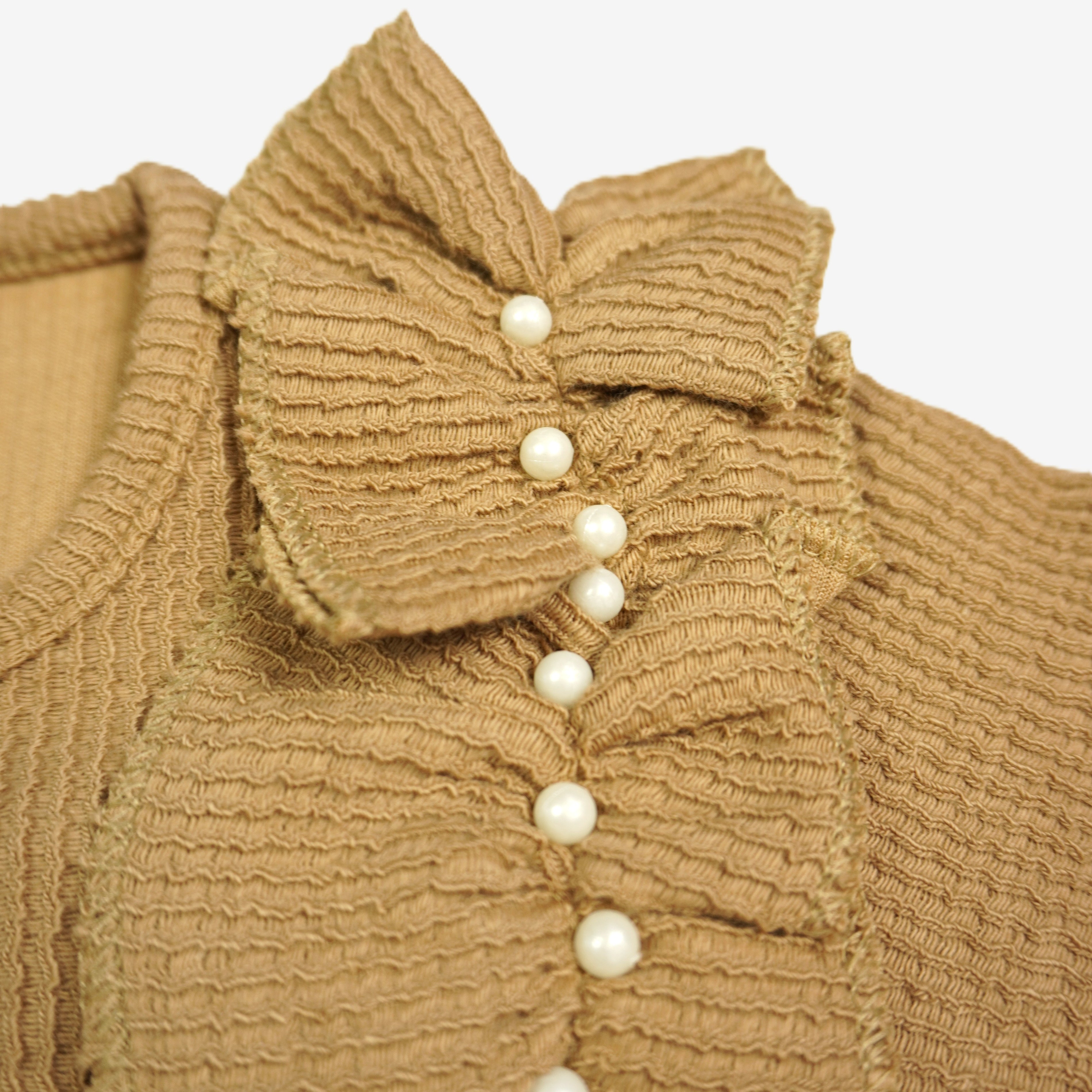🤖 Mädchen Langarmshirt «Pearl Bow» – Camel/Ocker