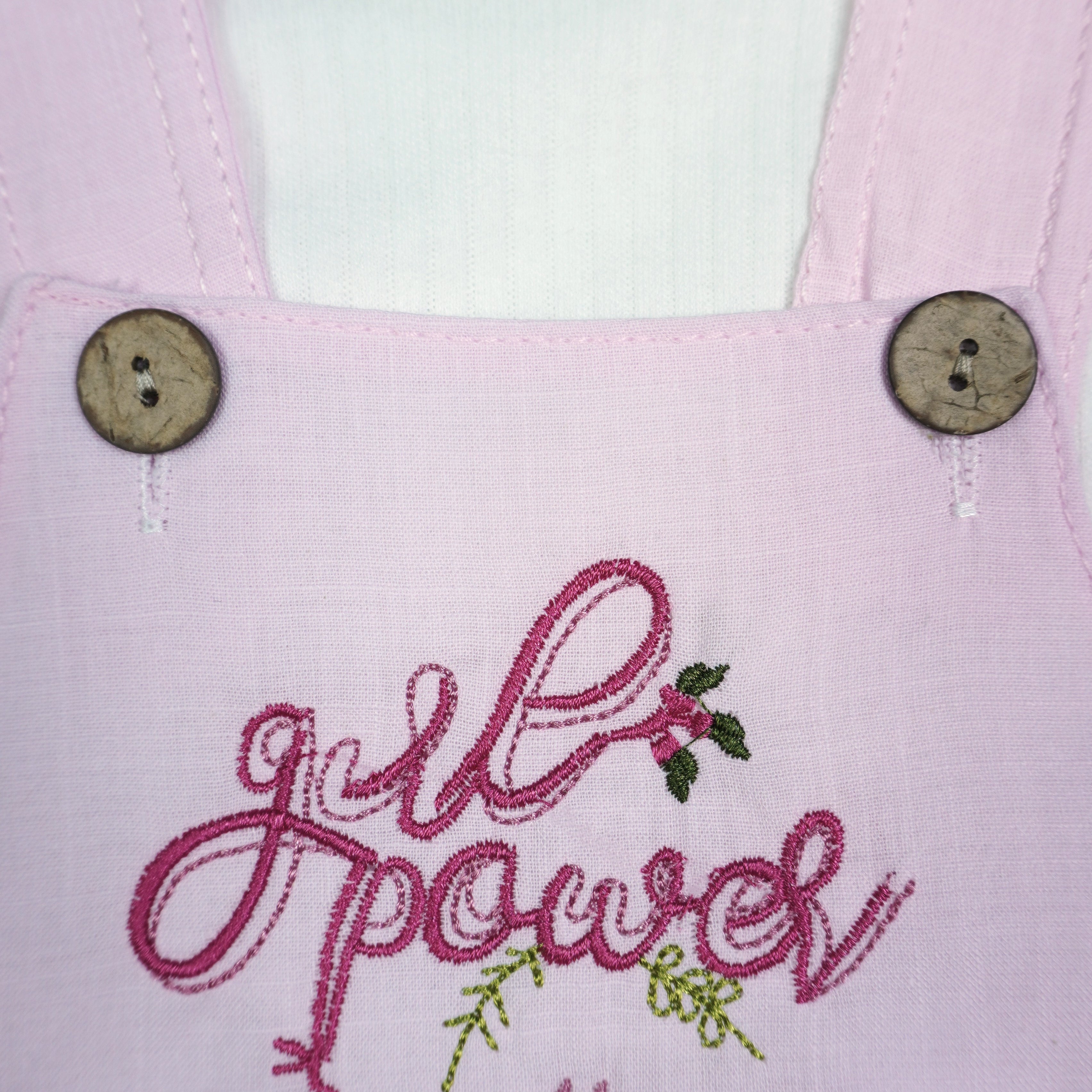 🌸 Baby Mädchen Set – "Girl Power Poppy Flowers" Rosa Latzkleid & Langarmshirt