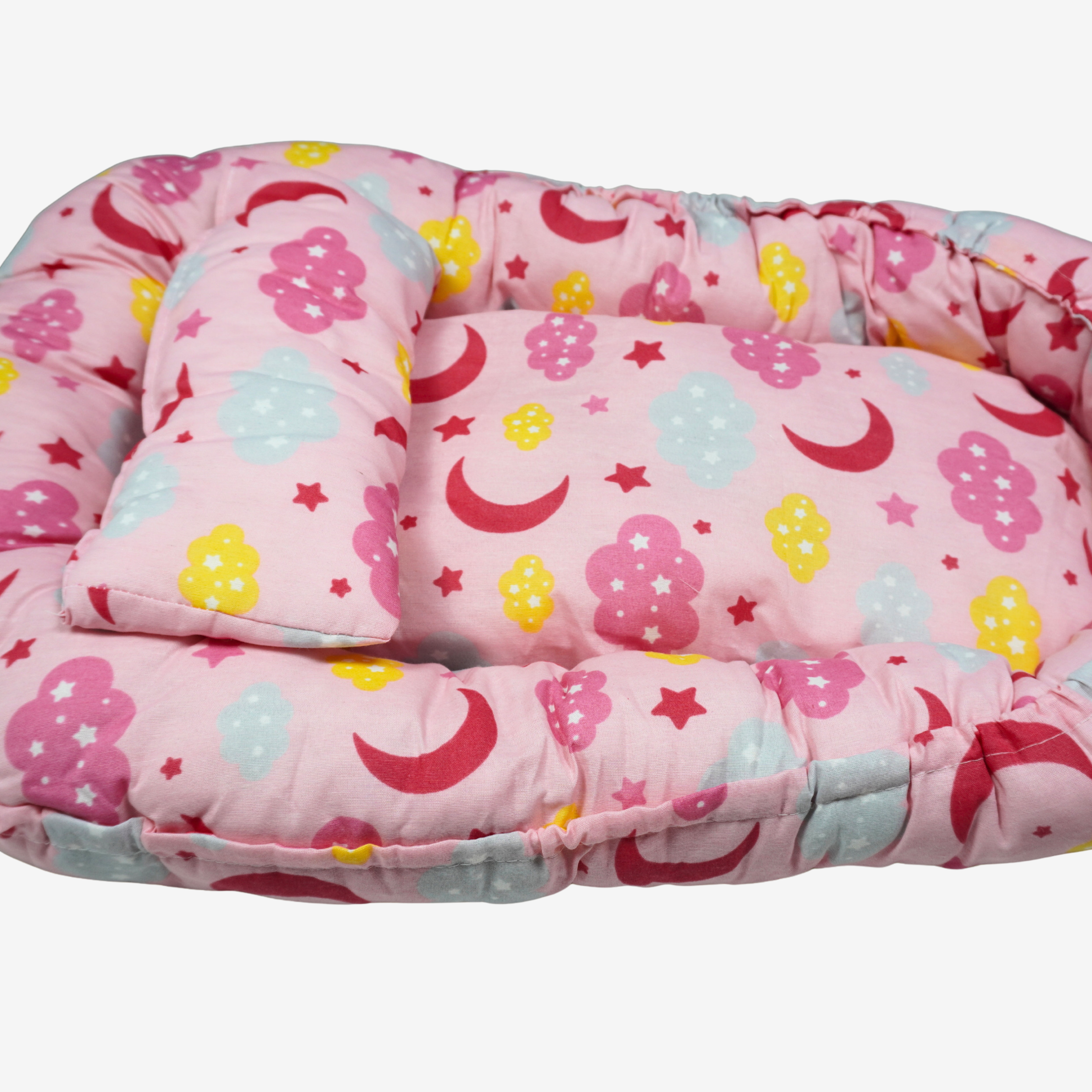 Baby-Kuschelnest mit Mond & Wolken