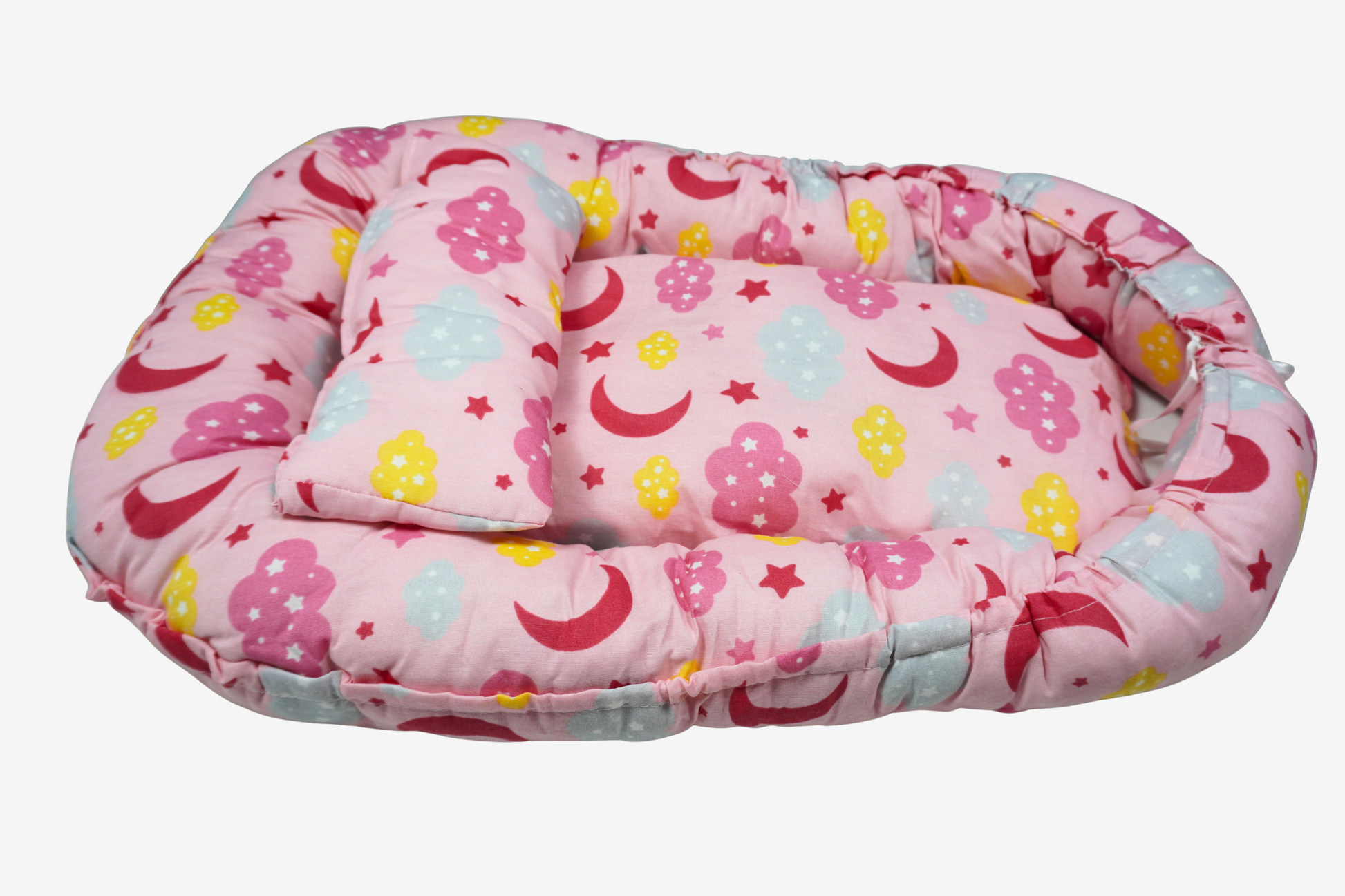 Baby-Kuschelnest mit Mond & Wolken